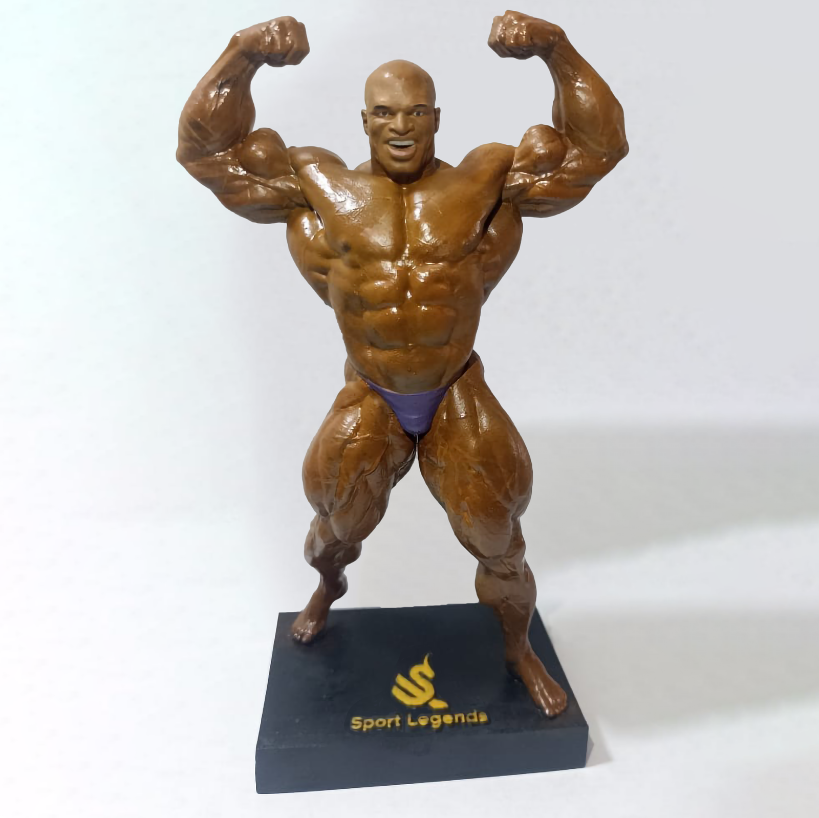 Figura de Colección de Ronnie Coleman - Image 4